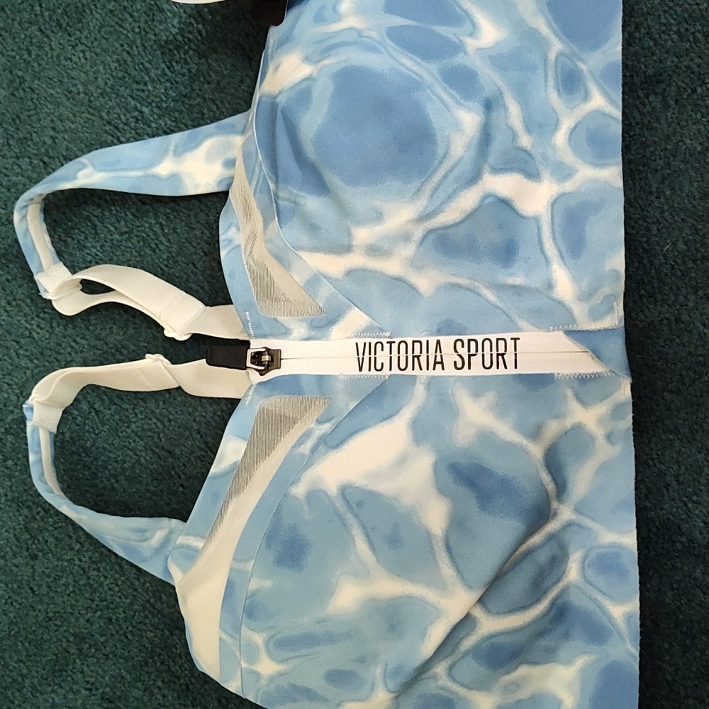 Victoria Secret Sports bra